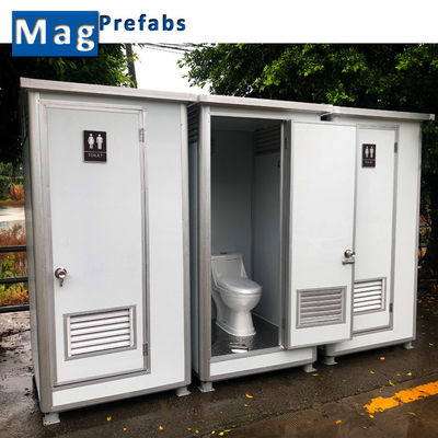 品質  Industrial cheap outdoor movable public portable sandwich panel toilet cubicle for rental 工場
